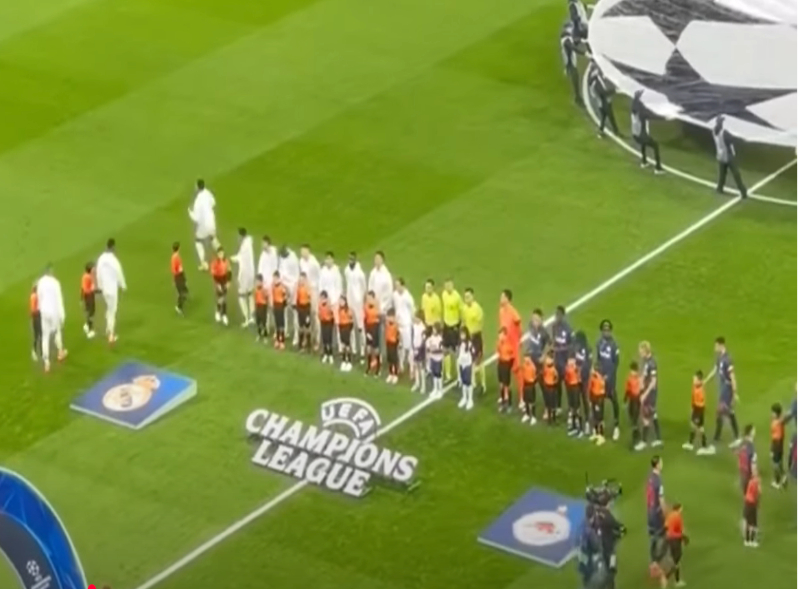 Both teams.08-fotor-2025012810234